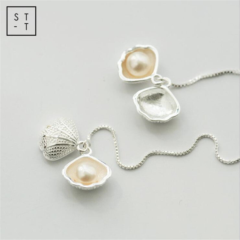 Women's Style Fashionable Elegant Freshwater Pearl Shell Personalized Eardrops Ear Line MegaBDM