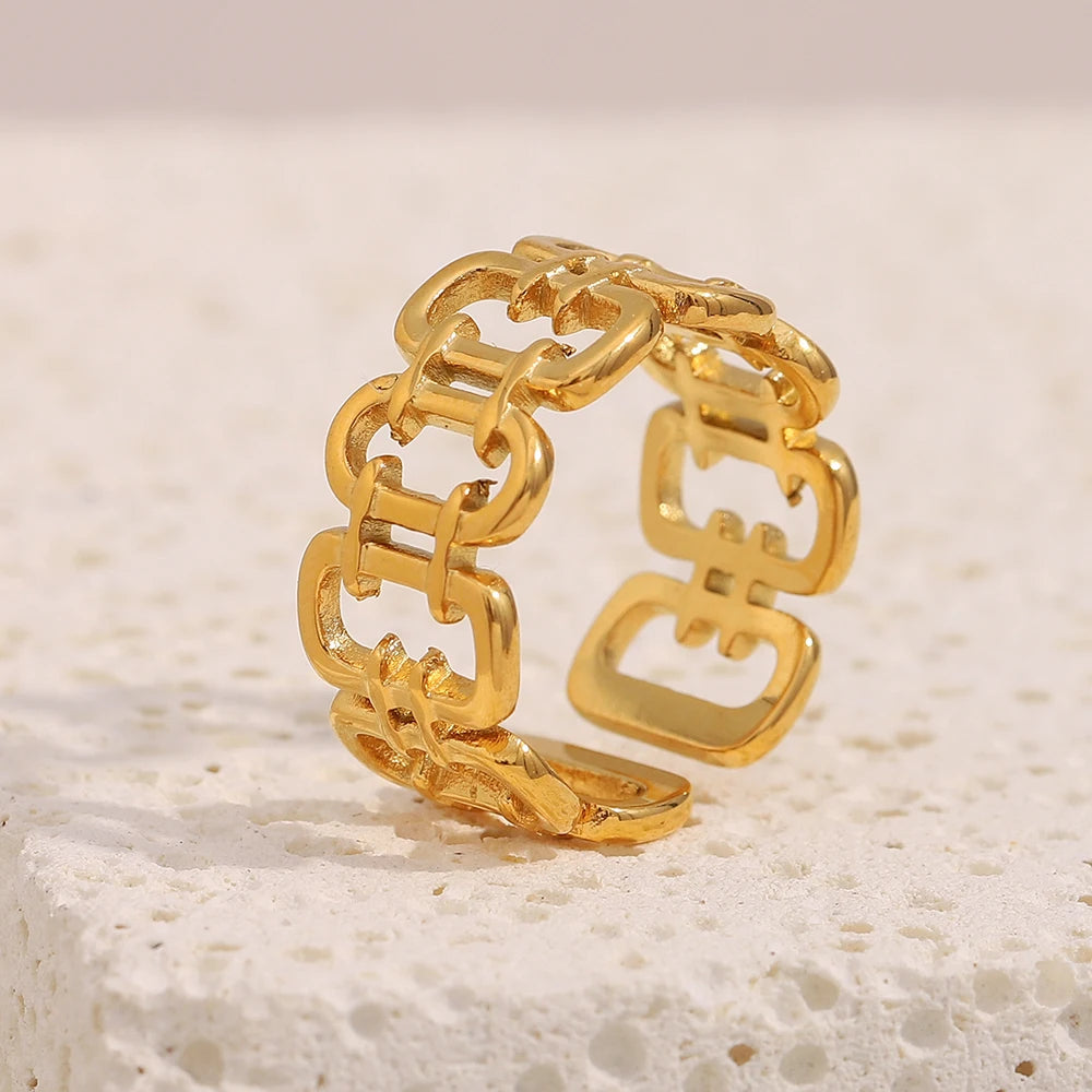 Dreamshow Chain Ring Tarnish Free Gold Plated Jewelry Waterproof Hollow Stainless Steel Ring MegaBDM