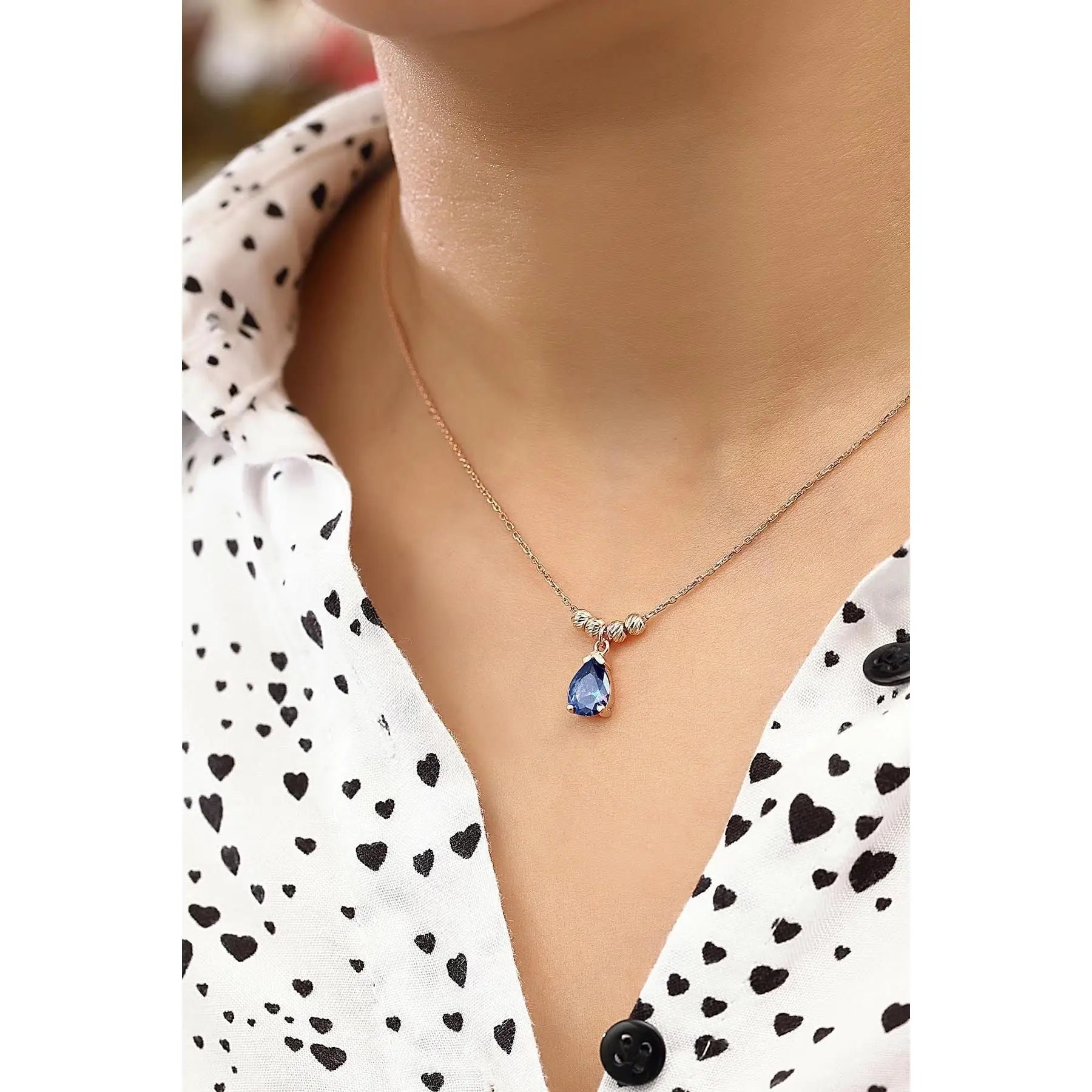 Women's ALK1645 Fashion Pendant Necklace Elegant and Stylish Accessory
