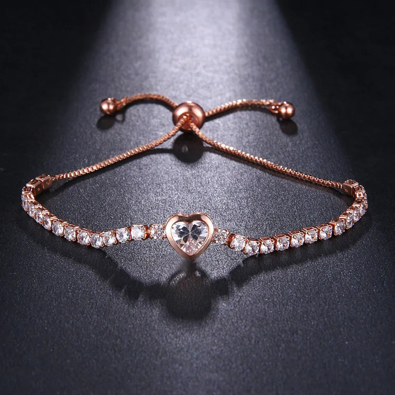 Fashion Elegant Adjustable Gold Plated Claw Setting Zircon Copper Alloy Women Tennis Jewelry Heart Hand Bracelet for Women MegaBDM