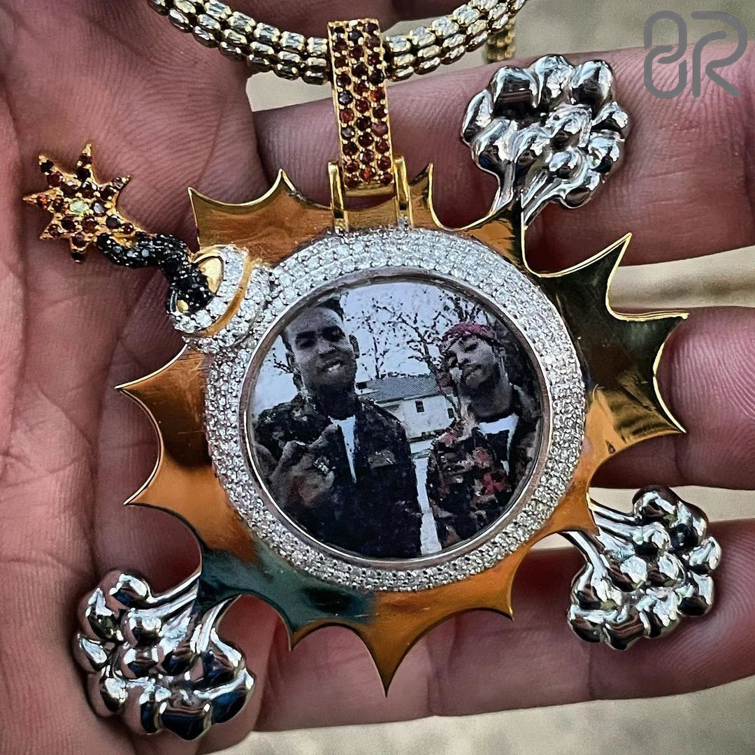 Custom Moissanite Photo Pendant Fast Delivery Round Brilliant Cut 10K 14K 18K Gold Moissanite Hip Hop Memory Pendant