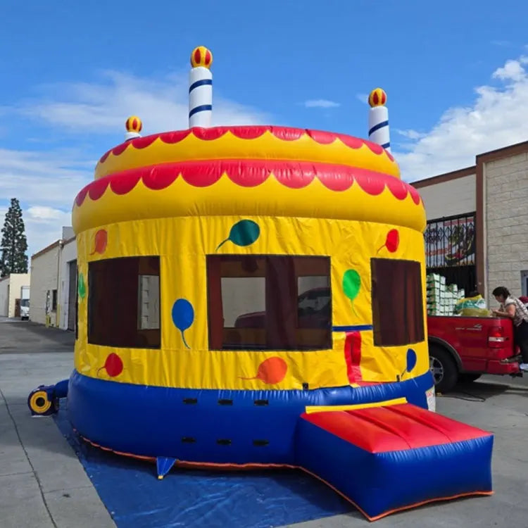 Commercial PVC Birthday Cake Bounce House Inflatable Jumping Bouncy Castle for Sale