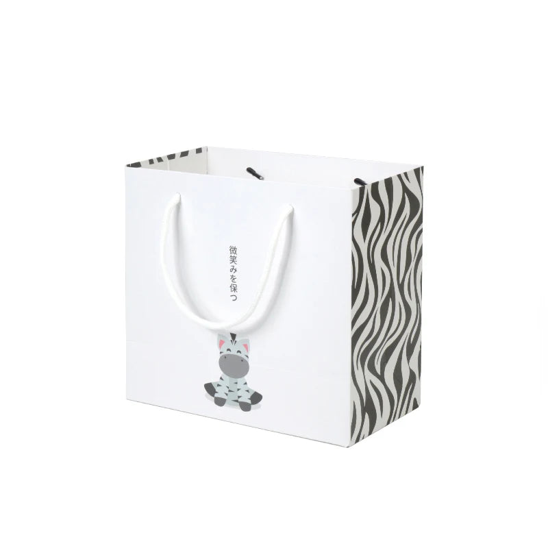 Wholesale Cardboard Packaging White Black Luxury Shopping Paper Bag Custom Gift Paper Bag