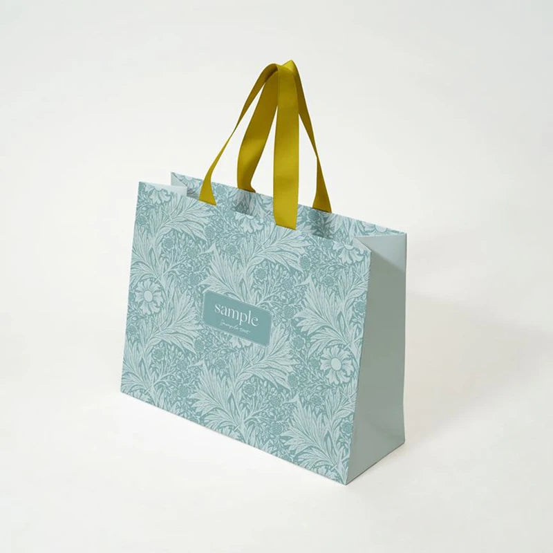 Custom Design Printed Shopping Gift Packaging Paper Bag With Your Own Logo Luxury Black White Retail Thick Paper Bag for Clothes
