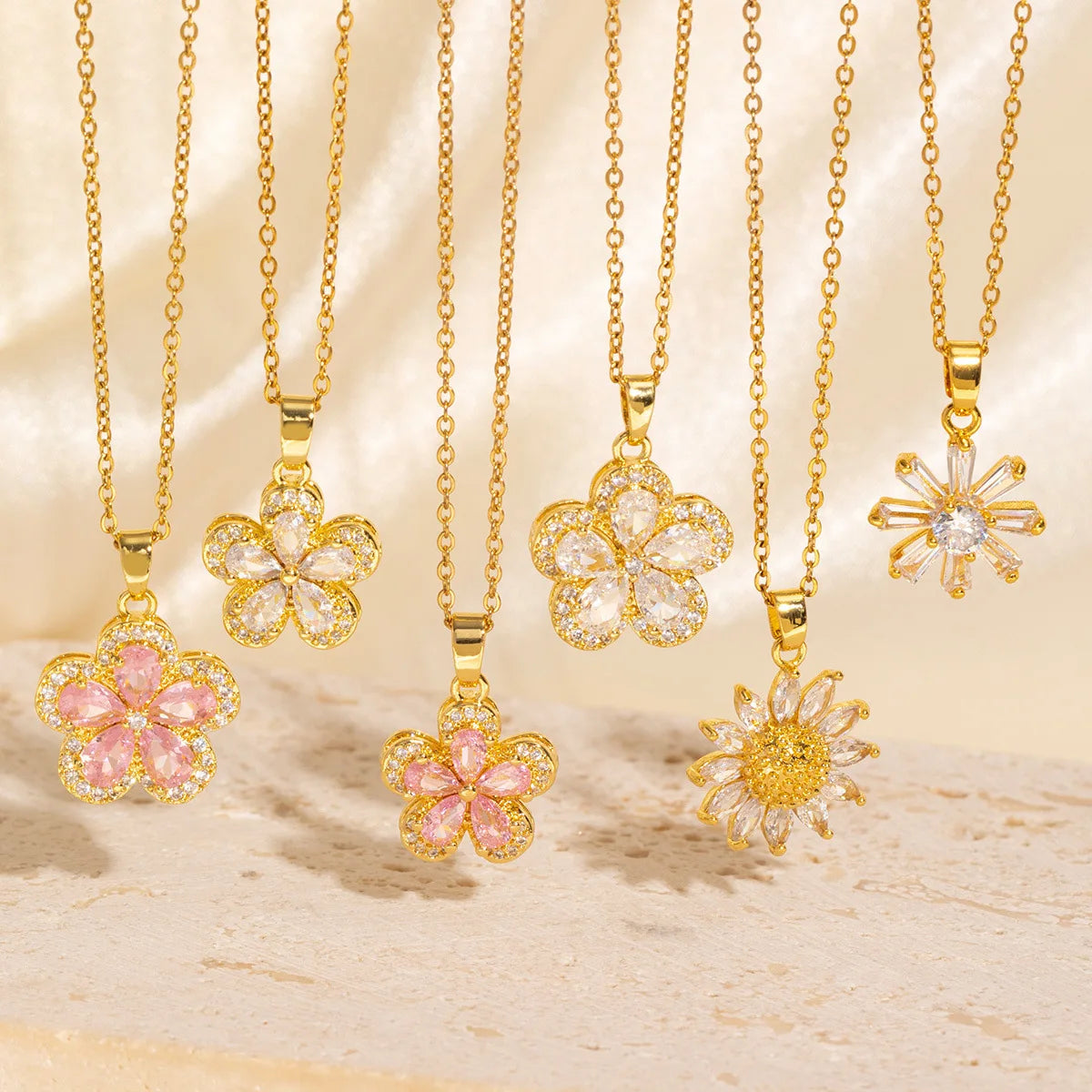 Korean-Style Light Luxury Petal Necklace for Women Full Diamond Trendy Ins-Style 18K Gold Copper Plated High-End Jewelry