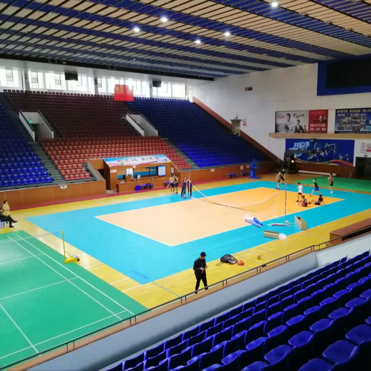 Enlio Pro 7.0mm PVC Volleyball and Handball Flooring -  Rain Drop Texture IHF Approved Shock Absorption & Ball Bounce Control