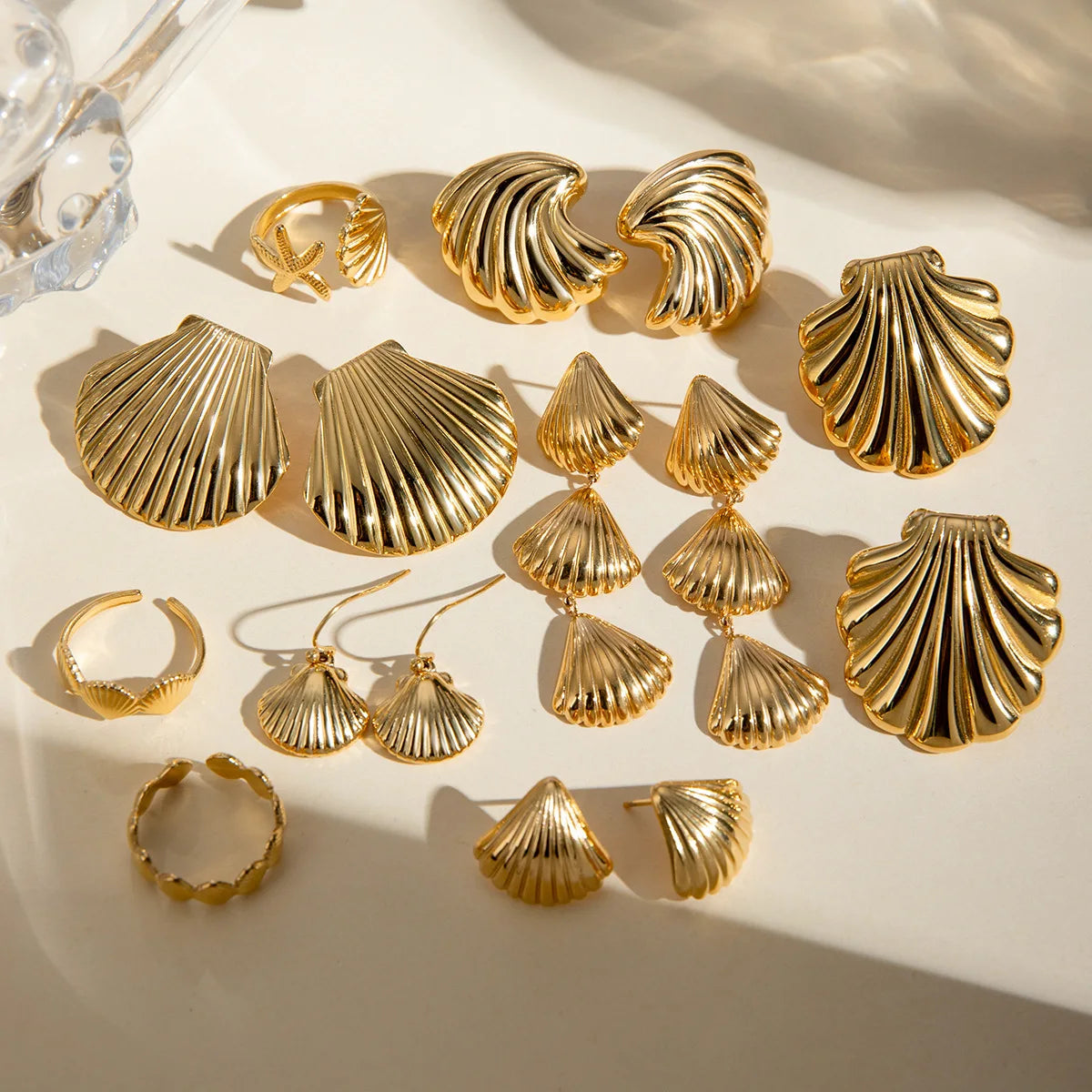 New Fashion Summer Earrings Rings Style Ocean Shell 18K Gold Plated Stainless Steel Earrings Rings Designer Jewelry for Women