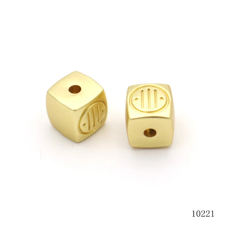 Matte Gold Plated Zinc Alloy Die Cast Metal Beads Custom logo Beads for Bag DIY Accessories and Bracelet Making