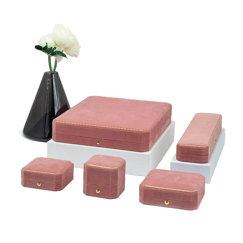 Beauty Color pink Velvet Packaging Box with Eight Corner Design for Diamond Packaging