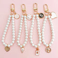 New Fashion Pearl Keychain Bracelet for Women Beaded Keyring Wristlet House Car Keys Ring Rabbit Pendant Key Chain