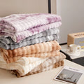Wholesale Hot Selling Knitted 100% Polyester Modern Soft Four Seasons Hotel Bedding Sofa Home Decor Solid Color Bubble Flannel