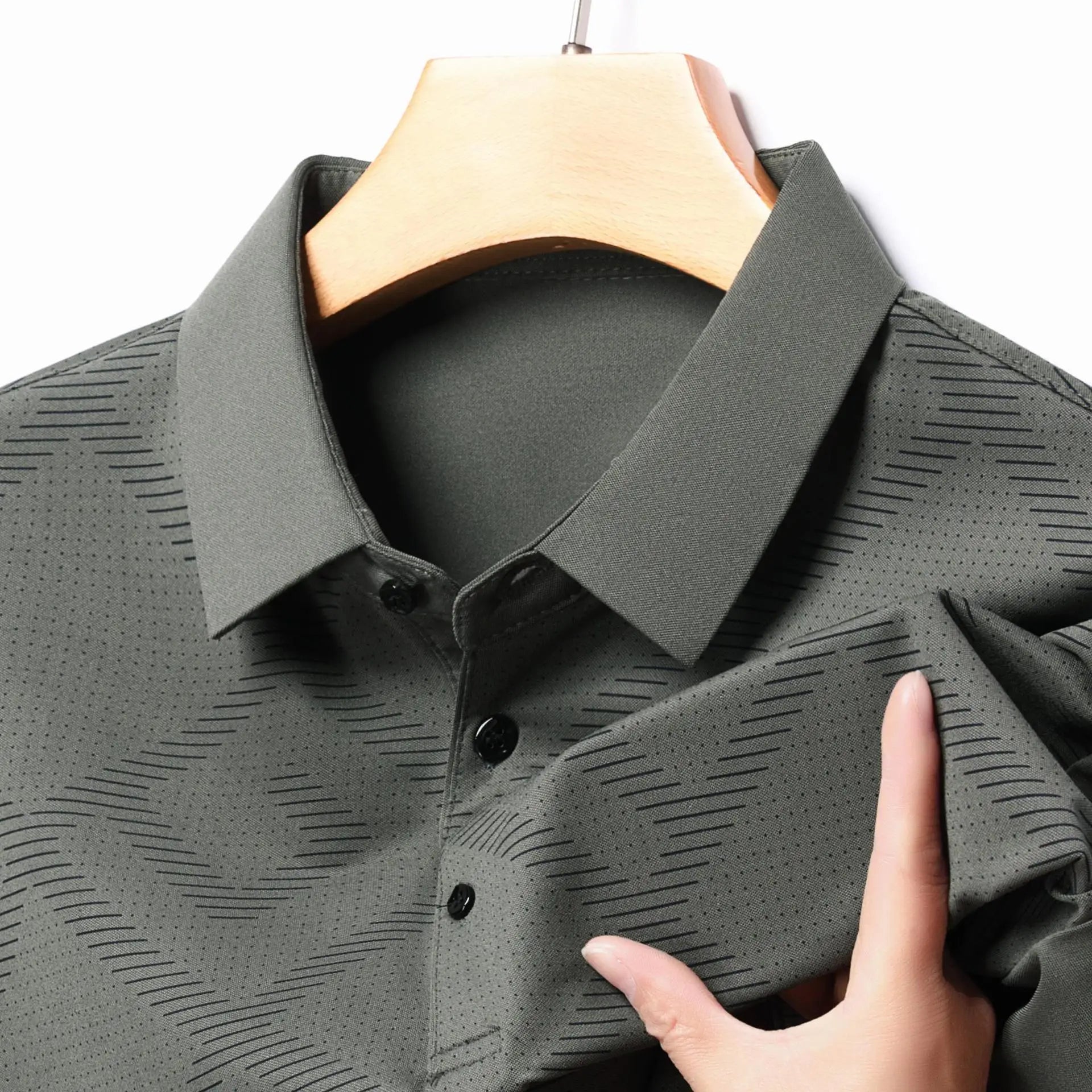 OEM Custom logo Embroidery Printed Design Jacquard Men's Short-sleeved Polo-shirt Silky Summer Casual Quick-drying Polo Shirt