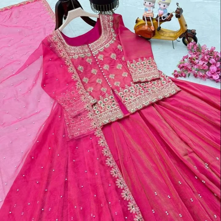 Glamorous Summer Wedding Girls' Indian & Pakistani Choli & Dupatta Set Stylish Sequence Work Embroidery Simmer Silk Ankle-Length