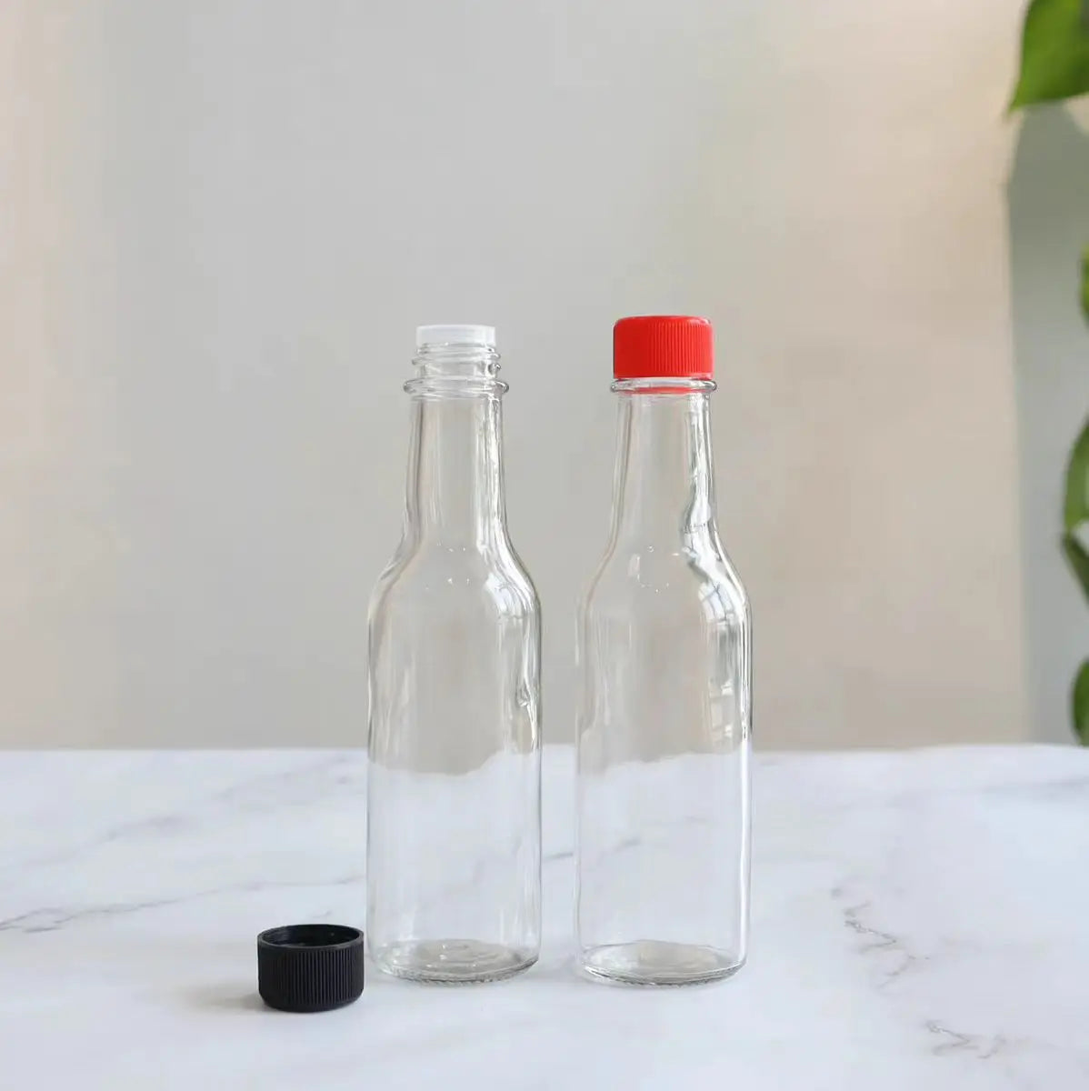 Hot Sale 150ml Glass Bottle with Plastic Cap for Tomato Sauce