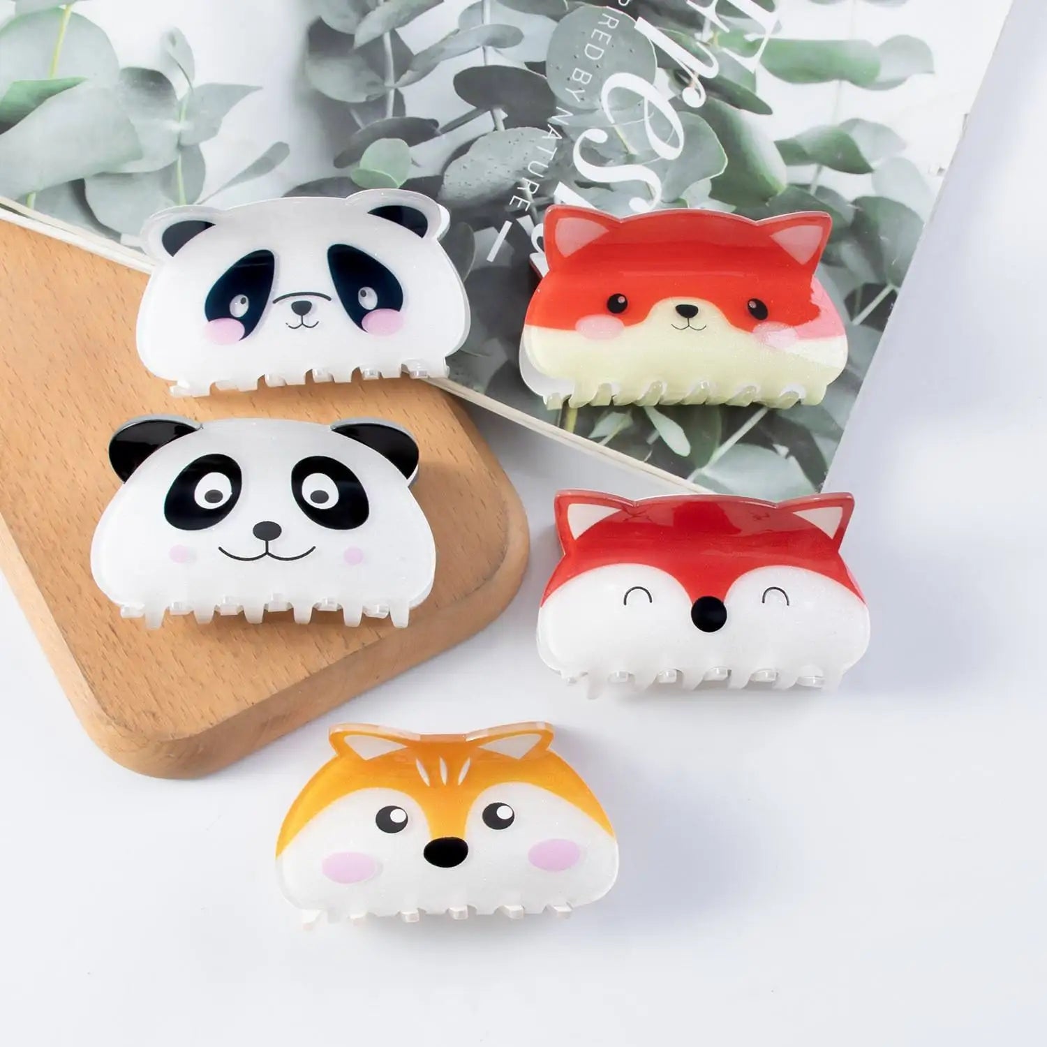 Women's Custom Large 8cm Acrylic Hair Claw Clips Cute Animal Panda Fox Shark Hair Accessories for Girls Women Wholesale