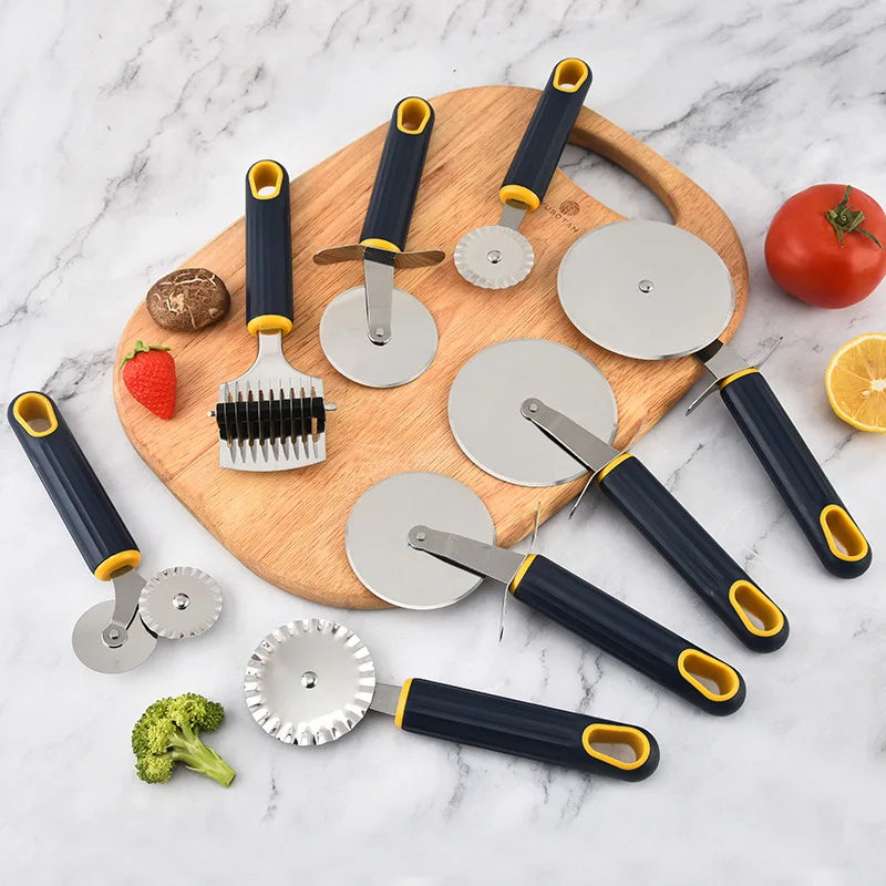 Household Multi Baking Tools Croissant Wheel Dumpling Plastic Dough Roller Pastry Cutter