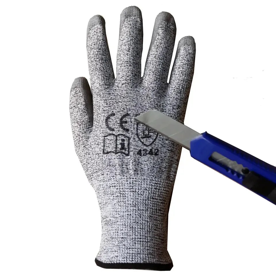 EN388 4543 HPPE & PU Coated Anti-Cut Work Gloves Level 5 with Anti-Slip Function and Textured Full Palm Customizable