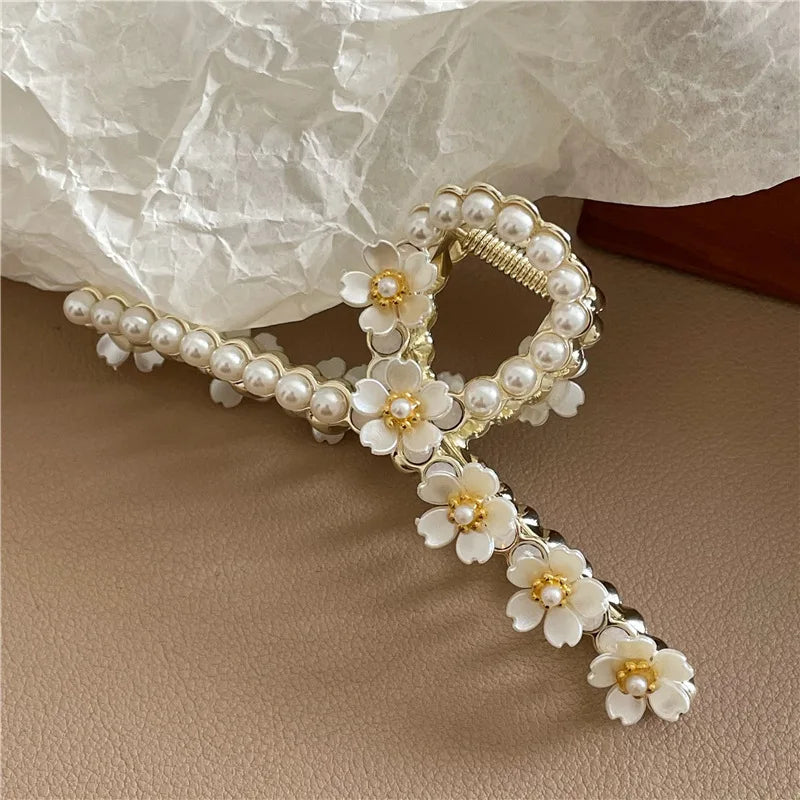 Elegant Fashion Alloys 12CM Hair Clips Flower Hair Claw Headdress Accessories for Womens