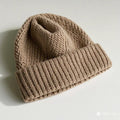 Solid Color 100 Acrylic Beanie Wholesale Unisex New Fashion Fall Winter Warm Plain Knitted Hats With Custom Logo for Girls