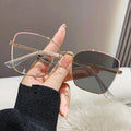 2025 Custom Logo Retro Metal Frame Optical Spectacle Computer Eyeglasses Cat Eye Anti Blue Light Photochromic Glasses Women