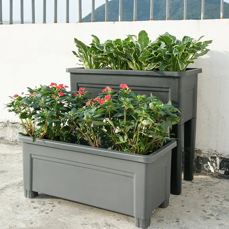 2024 Large Modern Self Watering Plastic Painting Planter Outdoor Vase Unique Flower Pot for Home Garden Artificial Flower