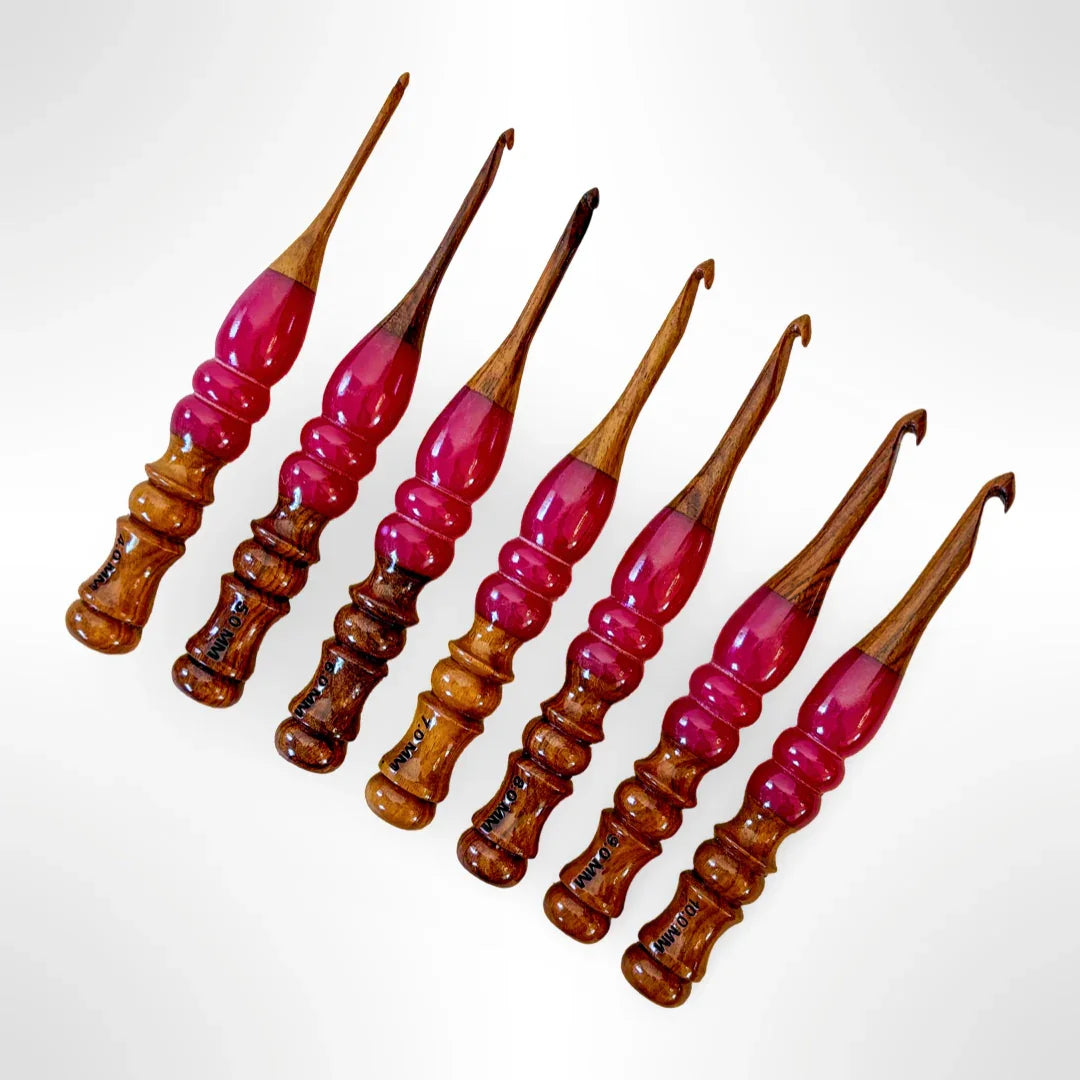 Handmade Resin Crochet Hooks Ergonomic Soft Handle Angel Style Customizable Size Color Hand Knitting Eco-Friendly Yarn Weave