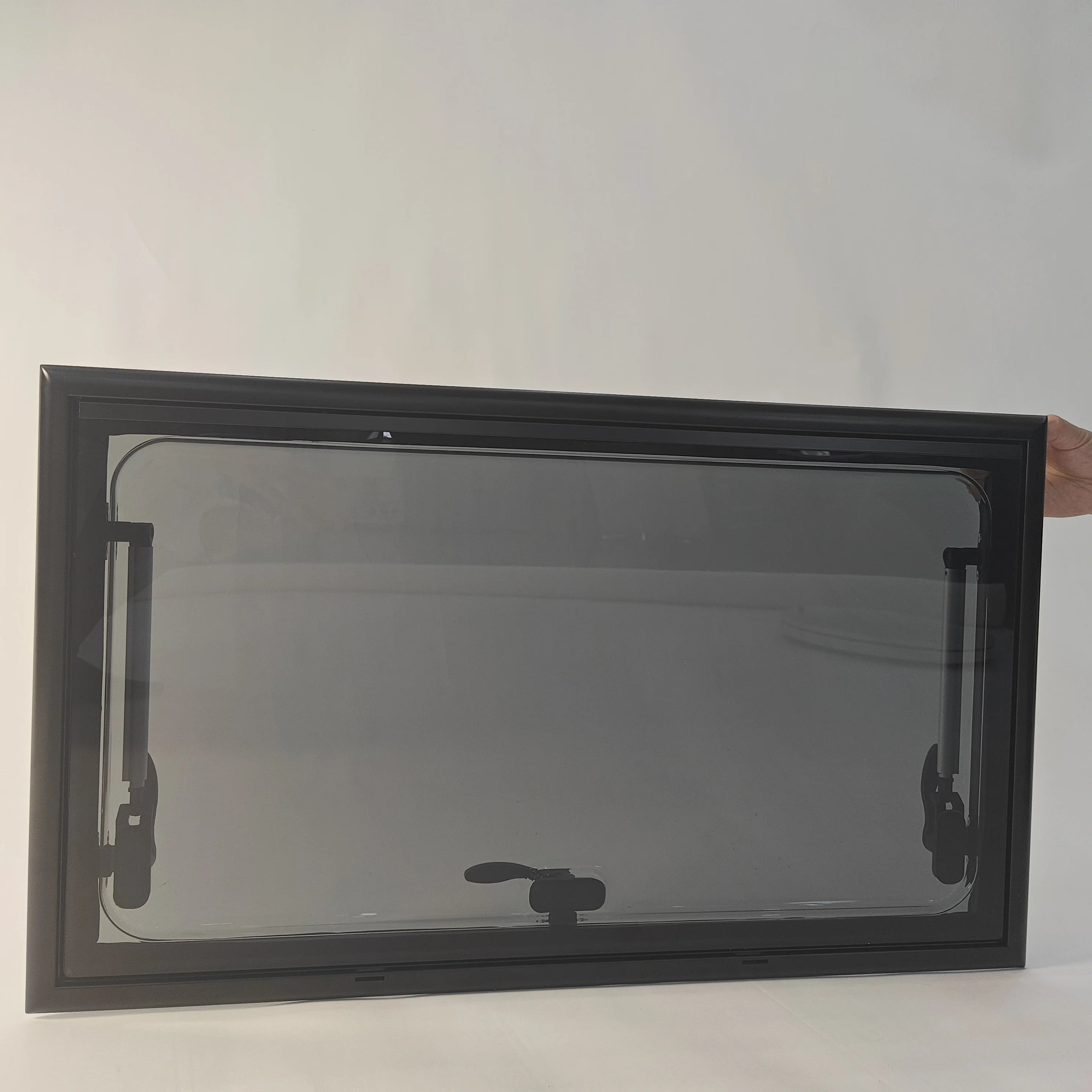 RV CARAVAN  SIDE WINDOW WITH BLIND FLY SCREEN MOSQUITO NET