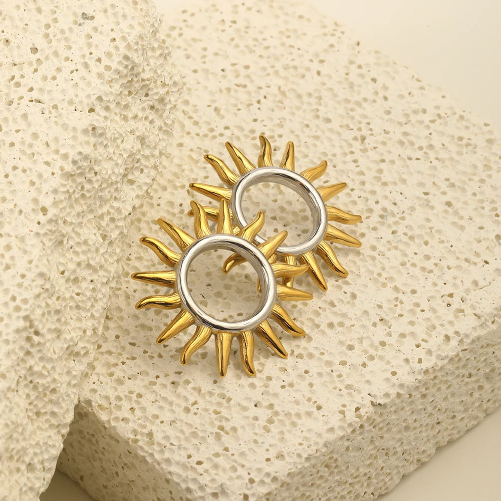 Dreamshow Mix Color Hollow Sunburst Fashion Stud Earrings 18k Gold Plated Stainless Steel Jewelry