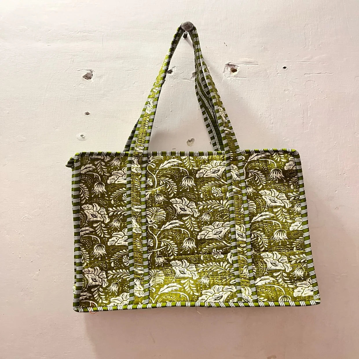 Artisan Kantha Quilted Cotton Tote Bags Recycled Fabric Summer Daily Use Handmade Zipper Closure Chains