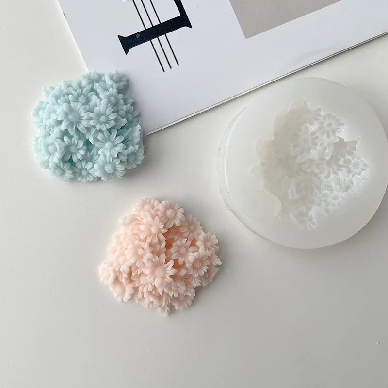 Daisy Flower Shaped Silicone Fondant Cake Chocolate Mold for Cake Decoration Candy Ice Cube Soap Wax Making DIY Craft
