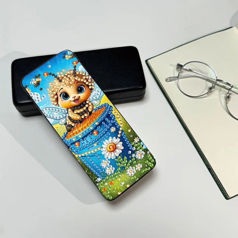 Diamond Painting Printed Cartoon Glasses Storage Box Handmade DIY Rhinestone Sunglasses Eco-Friendly 5D Design Bee Elf Theme