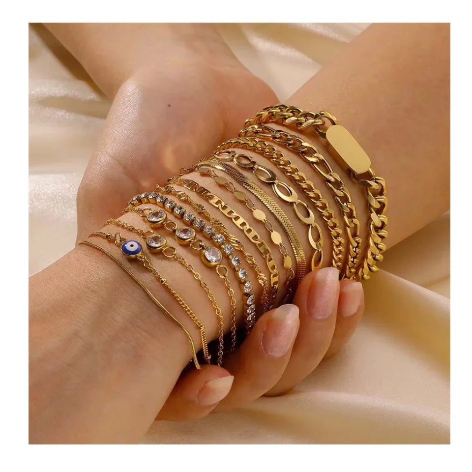 18K Gold Plated Stainless Steel Devil Eye Bracelet Simple Personality Accessories Stacking Chain Thin Bangles Type