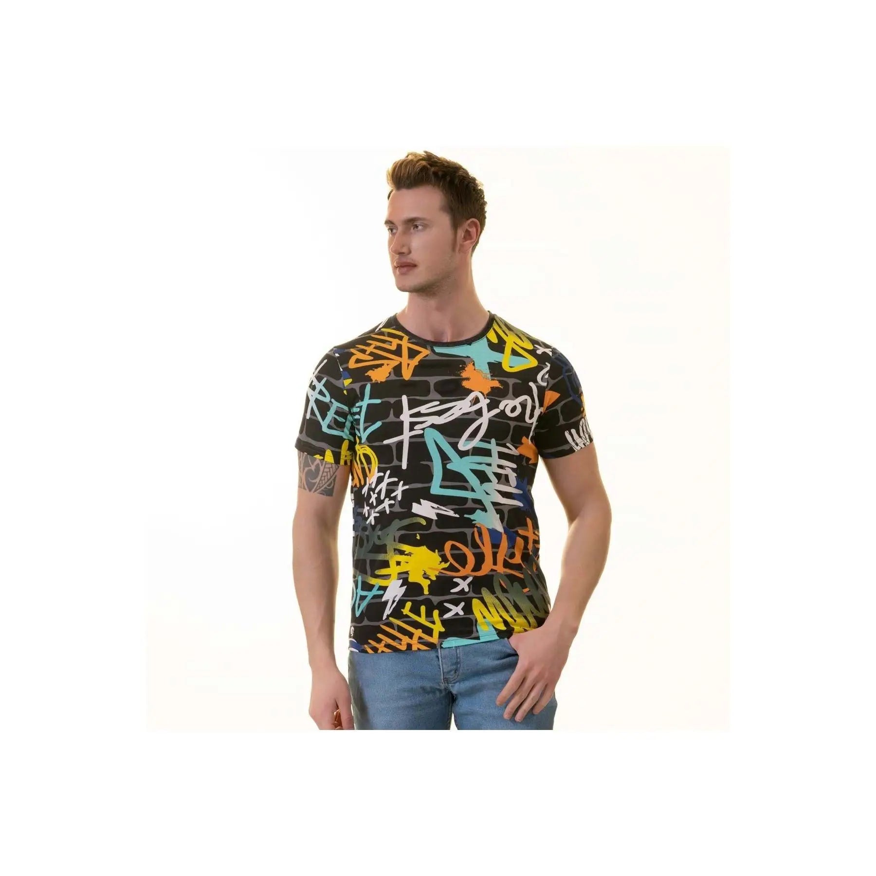 Black Colorful Wall Graffiti Print Design Slim Fit Crew Neck Men's Sustainable Summer Short Sleeve Cotton Combed Cotton T-Shirt