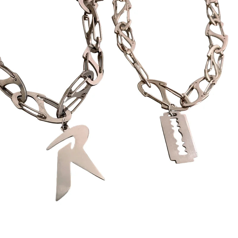Fenyi Wholesale Jewelry Unique Letters Retro High-end Trendy Fashionable Gift Party Hip-hop Necklace Men and Women Accessories