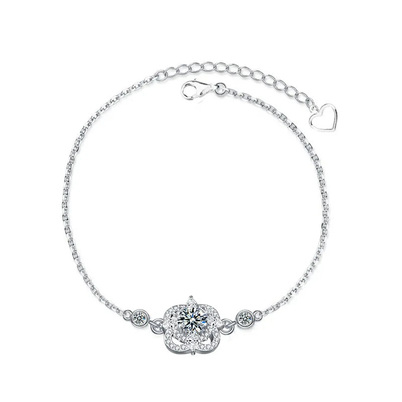 XRA002 Classic 925 Sterling Silver Designer Four Leaf Clover Fine Jewelry 0.5CT Moissanite Luxury Bracelet for Women Party Gift
