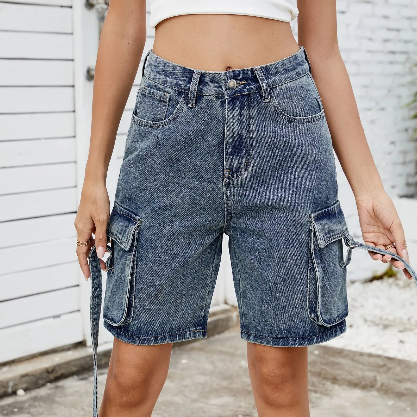 2026 Summer New Women's Washed Denim Cargo Shorts - Street Fashion