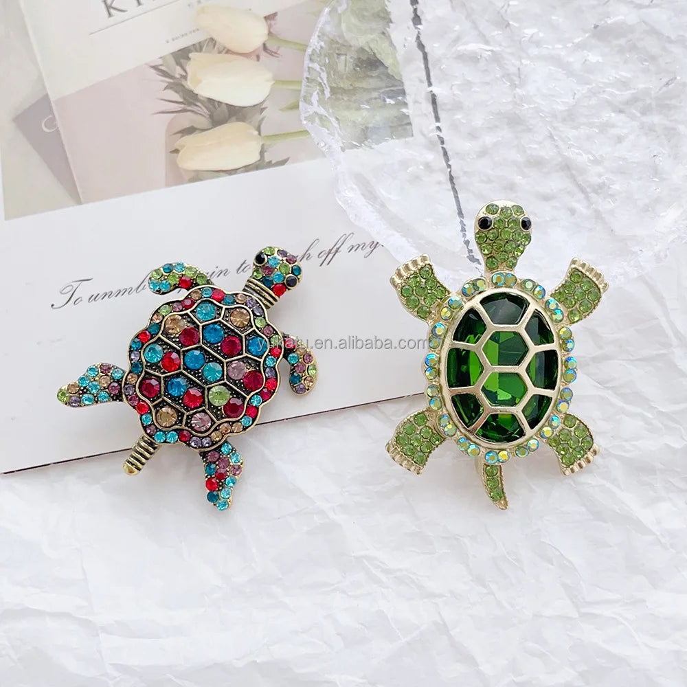 Wholesale Exquisite Gold Plated Crystal Rhinestone Animal Turtle Brooch Dripping Oil Sea Retro Design for Women's Wedding Gift