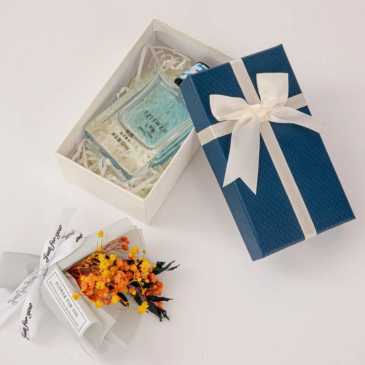 JUXINDA luxury Valentine's Day and Birthday Gift Boxes Candy Boxes Holiday Gift Boxes with Top and Bottom Lids and Clips.