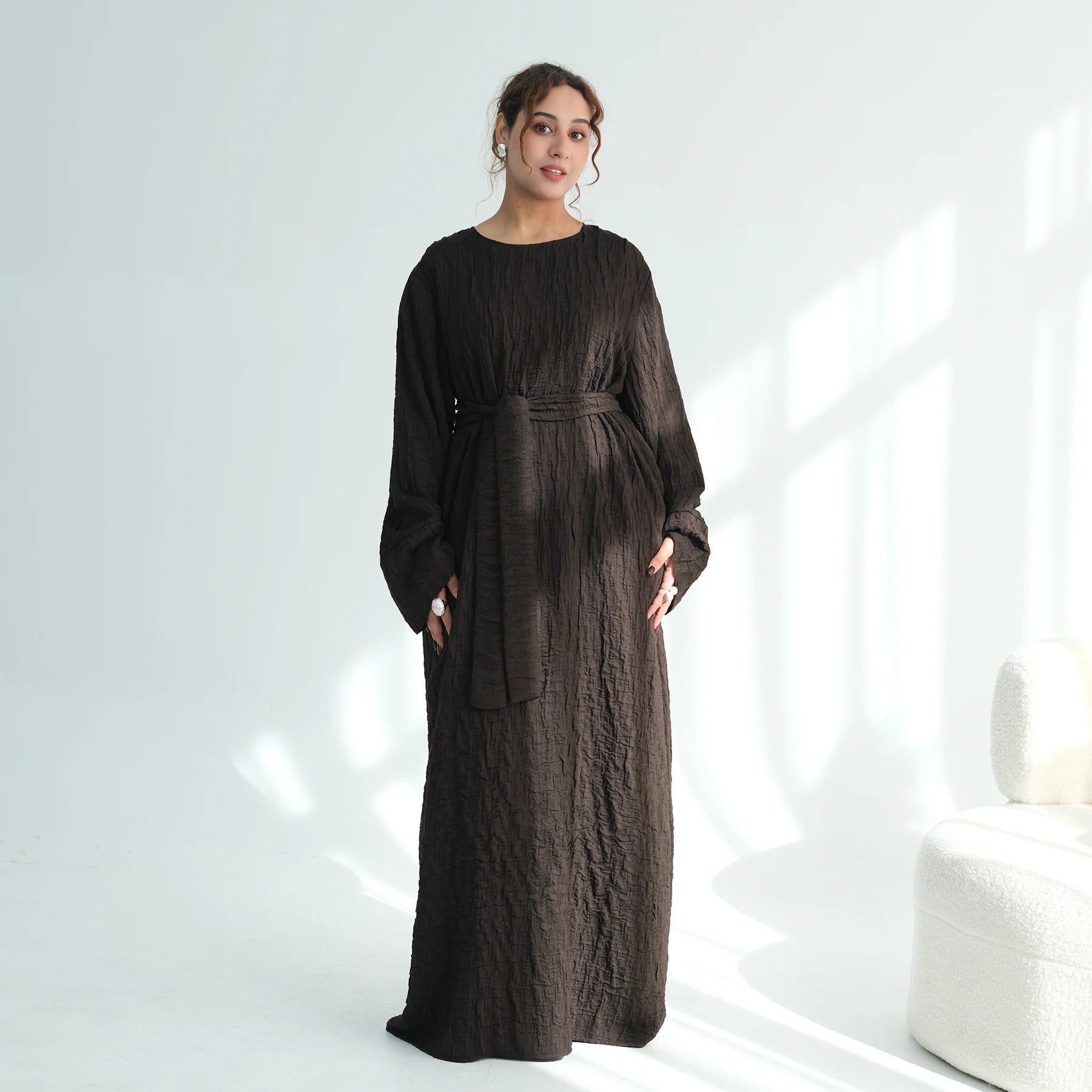 Latest Abaya 2026 Soft Crinkle Abaya Women Muslim Dress with Belt Closed Abaya Dubai Modest Dresses Islamic Clothing