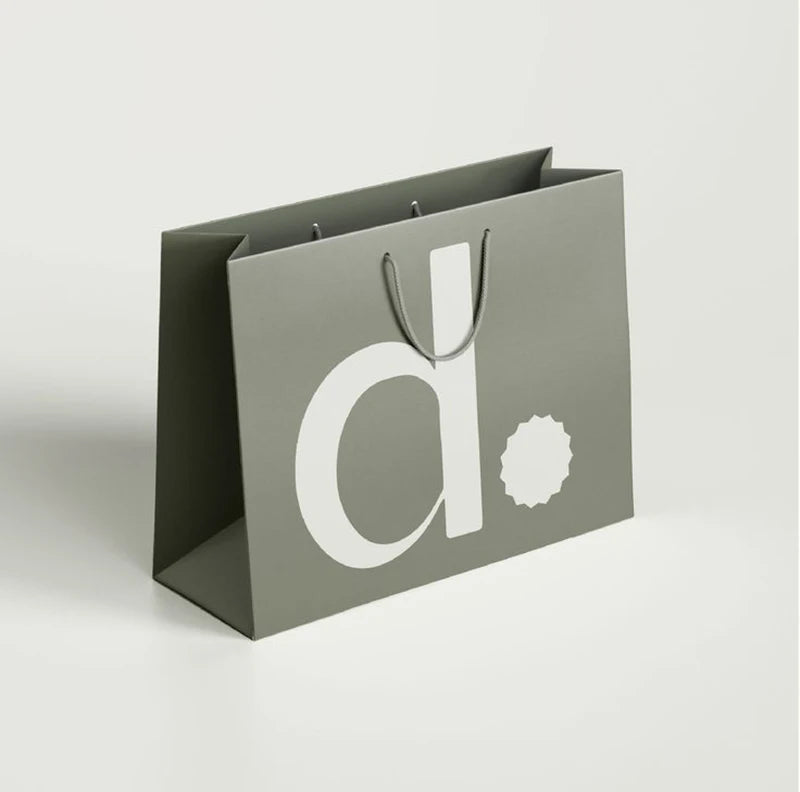 Customized Luxury Shopping Gift Paper  Bag with Cotton Handle