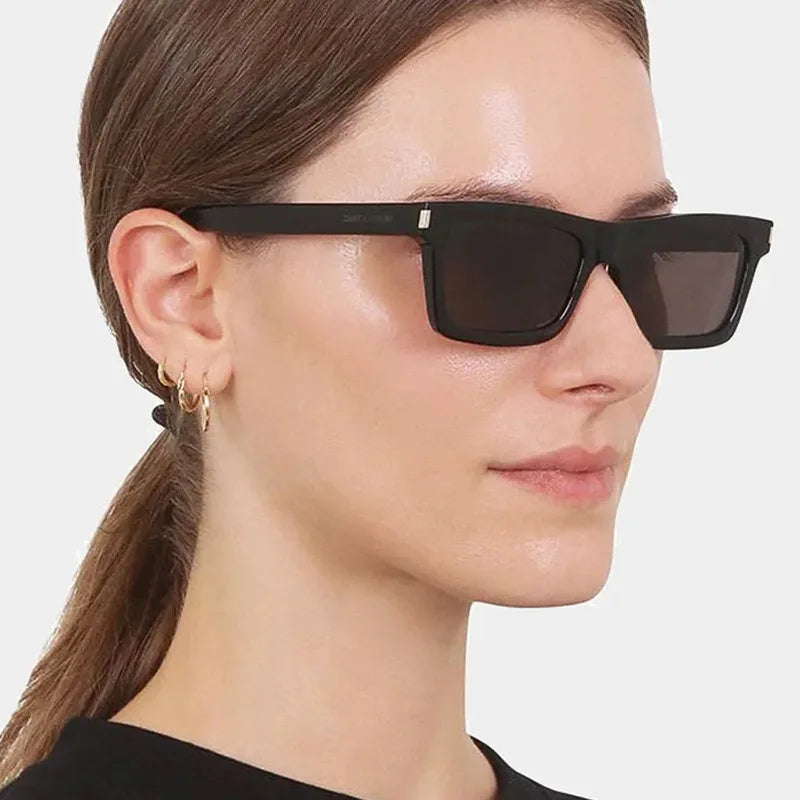 Custom Logo 2025 Vintage Rivets Sun Glasses UV400 Black Small Square Sunglasses for Men Women