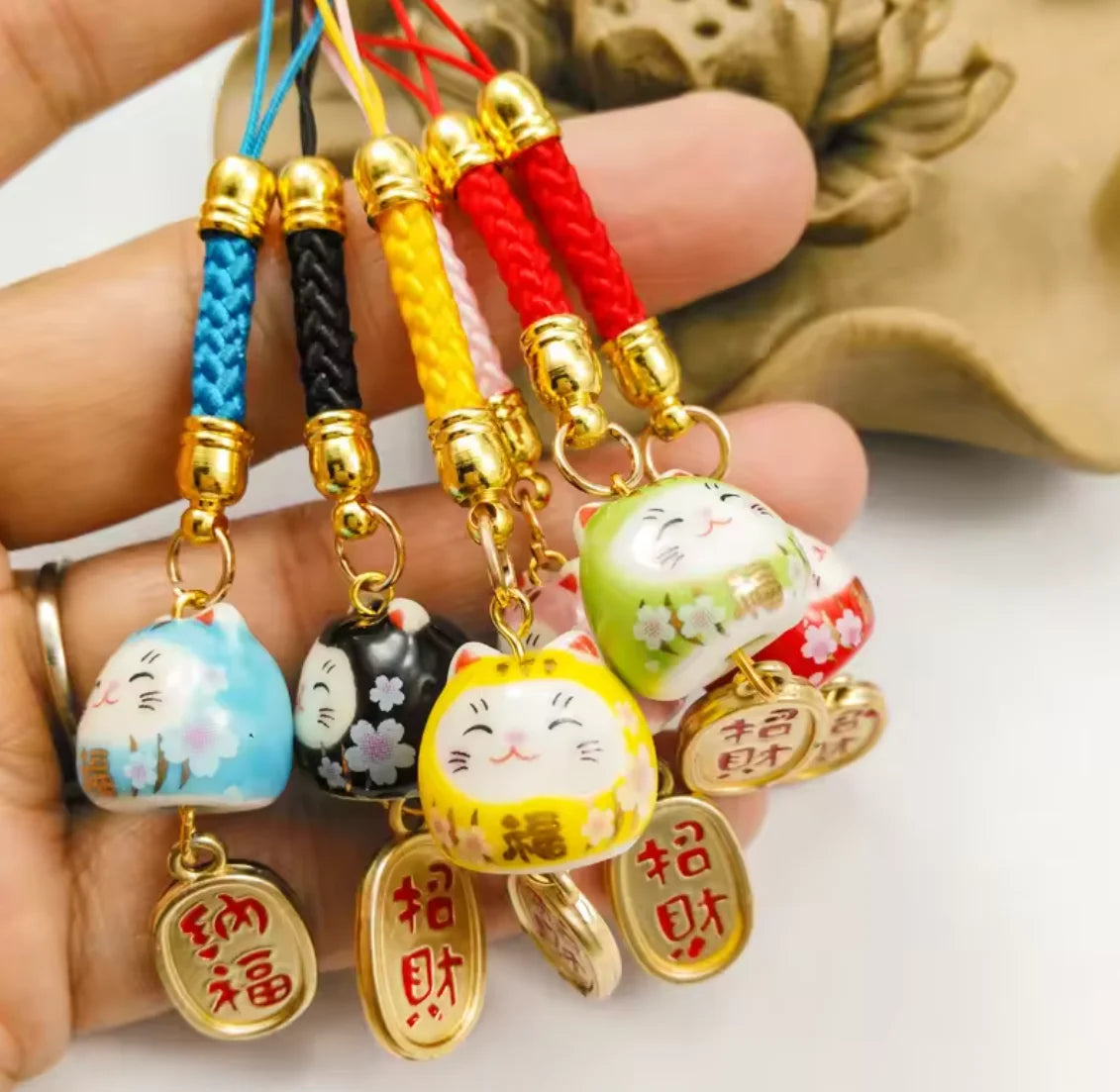 Cute Japan Maneki Neko Lucky Cat Lovely Car Hanger Blessing Cat Mobile Phone case Charms Pendant Accessory Fengshui Keychain