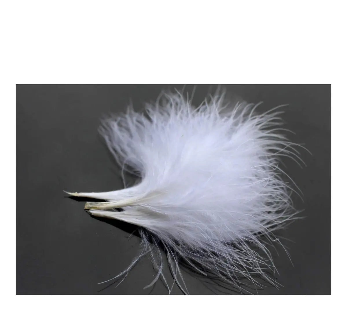 Wholesale Raw Green Dyed Feathers Real Decorative Green Loose Blood Marabou Feather for DIY Craft Accessory Flying Material