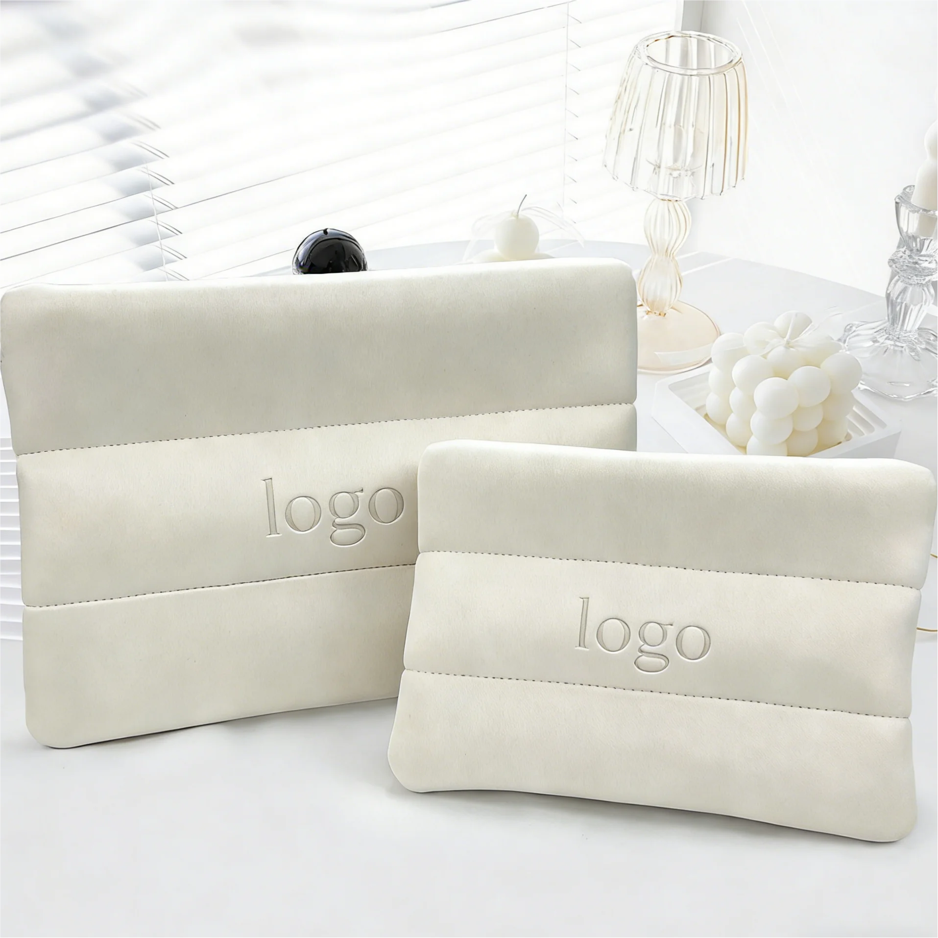 SW Elegant Large Neoprene Makeup Bag Custom Logo Pouch with Zipper Closure Eco-friendly Lip Gloss Cosmetic Storage Bag for Women