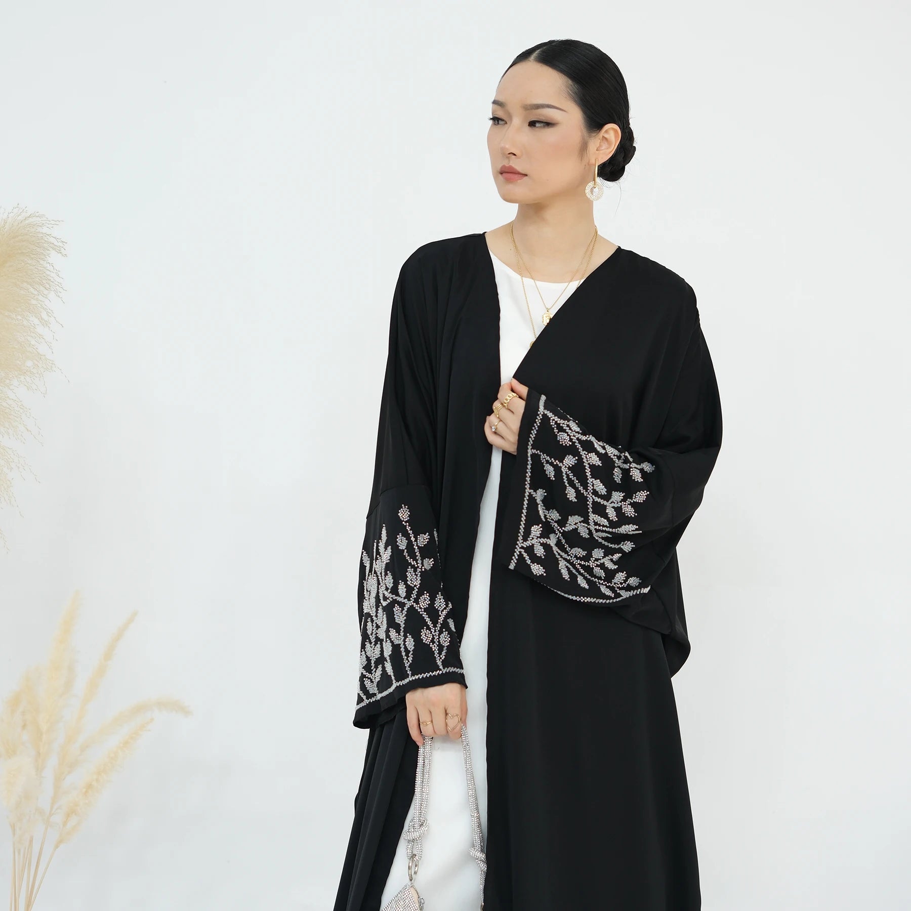 New Abaya Manufacturer Wholesale Luxury Abaya Dubai 2024 Nida Beaded Cardigan Plus Size Womens Dresses Women Muslim Abaya Robe
