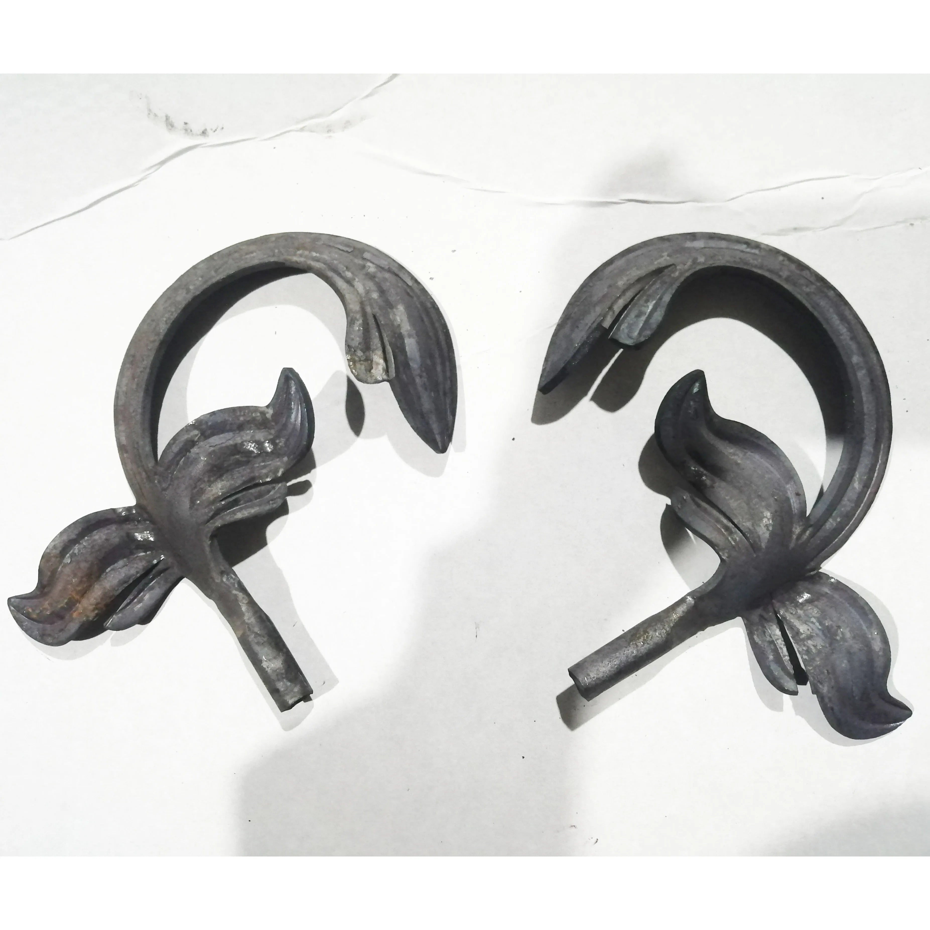110x160mm Wrought Iron Components Forged Iron Leaf Elements for Stair Porch Railing Parts Handrail Balustrade Gate
