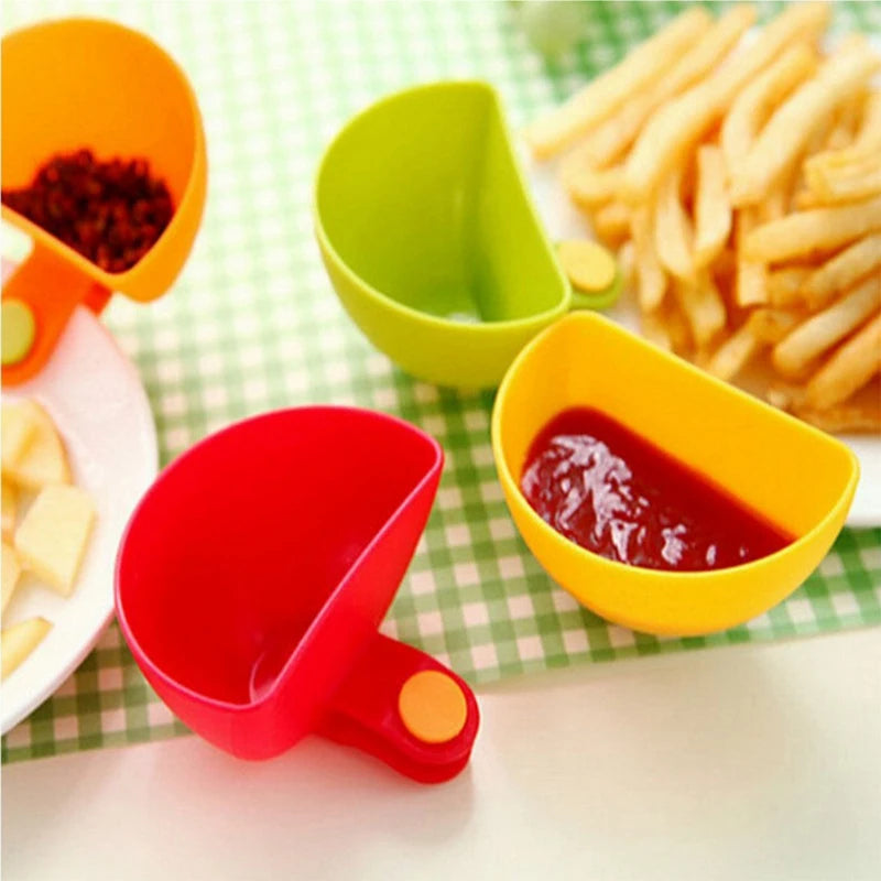 Best Selling 2024 Universal French Fries Containers Kitchen Kit Tool Holder Bowl Plate Car Sauce Dip Clip MegaBDM