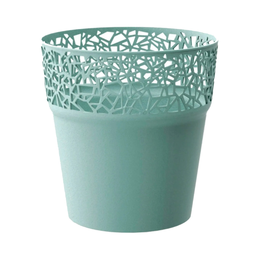 Tree plastic flower pot in green color 17.5 (length) x 17.5 (width) x 17.9 (height) cm