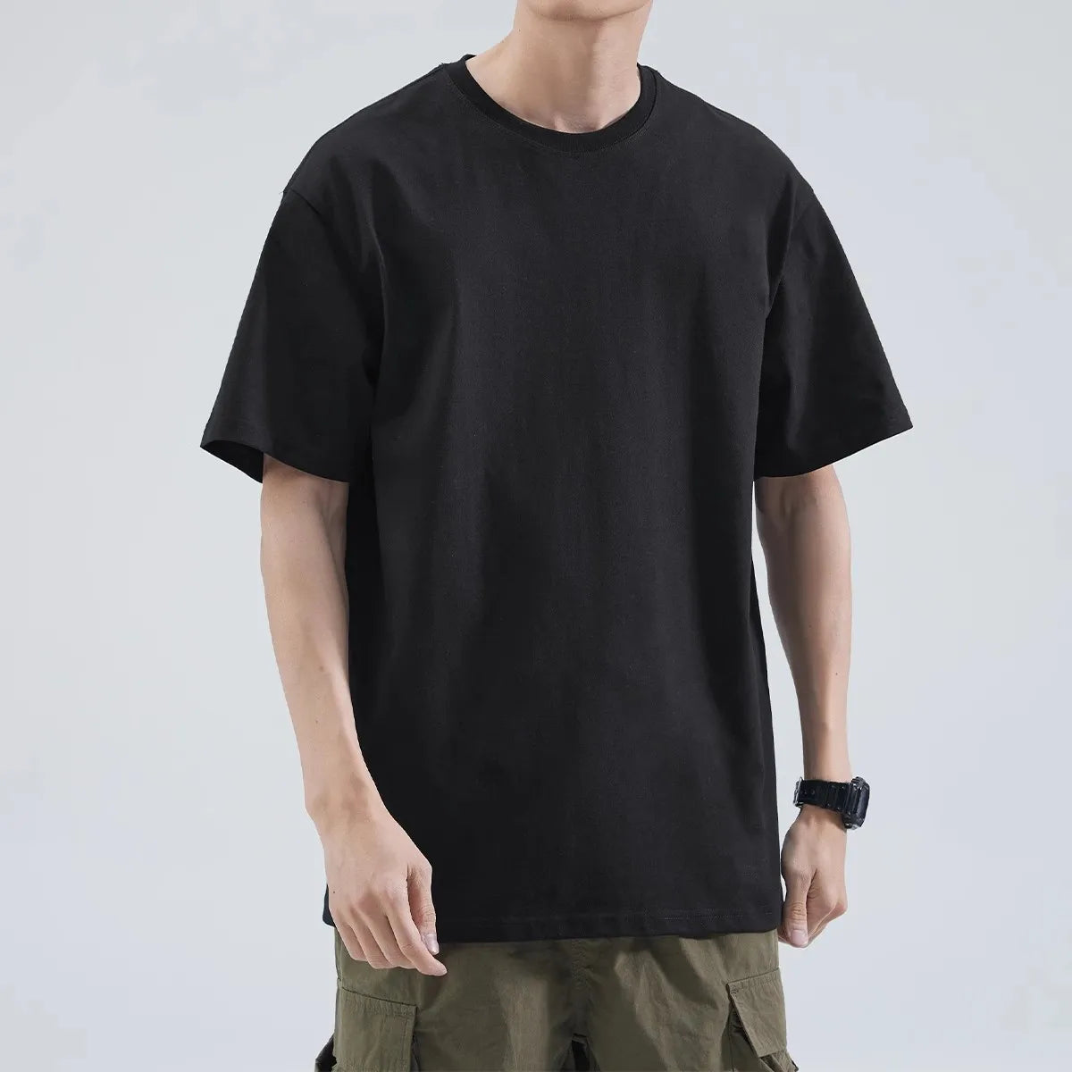 Oem customized men's solid color short sleeved 180g tshirt with printed logo summer round neck MegaBDM