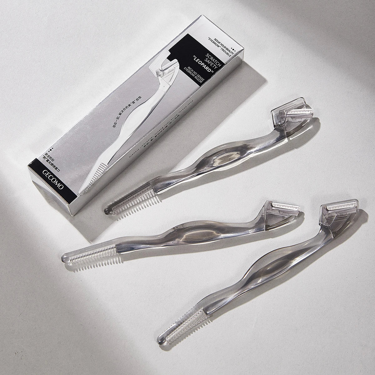 GECOMO Mini Eyebrow Hair Trimmer Leopard Print Micro Scratch Resistant Plastic Safe Painless Shaving Mode Facial Hair Removal
